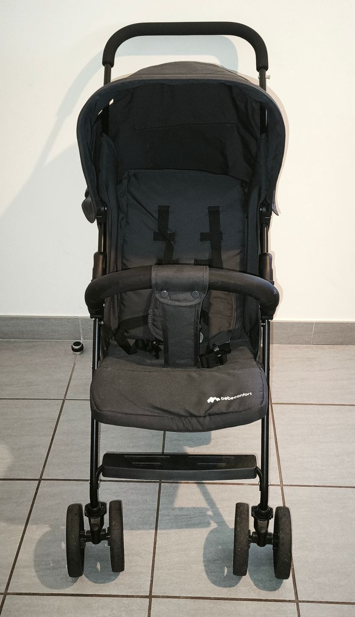 JE VENDRE  POUSSETTE