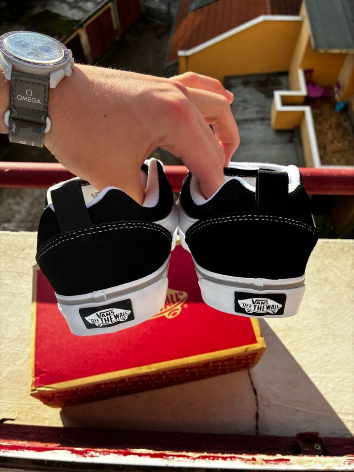 Vans Knu School Black White - Taille 37 - Neuves - photo numéro 4