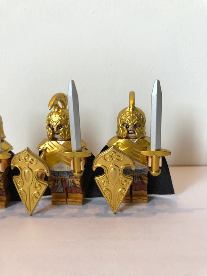 Figurine type lego 4soldats elfes. le seigneur des anneaux - photo numéro 2