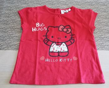 tee-shirt hello kitty 3 ans en parfait état