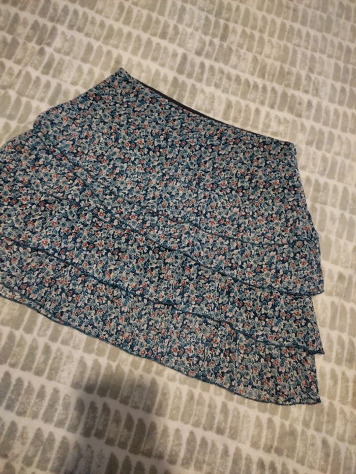 Jupe courte minijupe volants bleu motif fleurs Phildar taille 38 - photo numéro 2