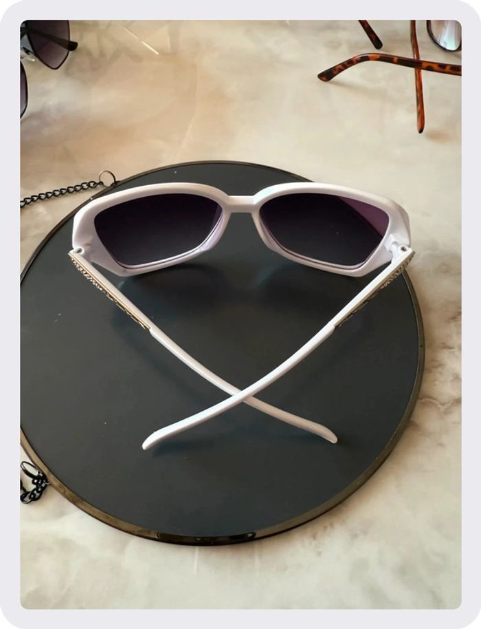 Lunette de soleil papillon blanche - photo numéro 4
