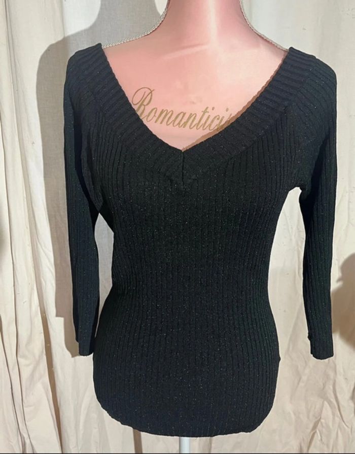 Pull à paillettes noir col en V taille 2 Autre Ton en parfait état