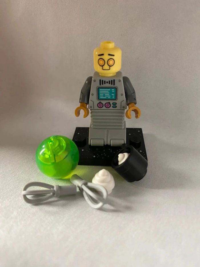 Minifigurine LEGO Séries 26 l'espace (71046) - N°9 Robot Majordome - Neuf - photo numéro 6