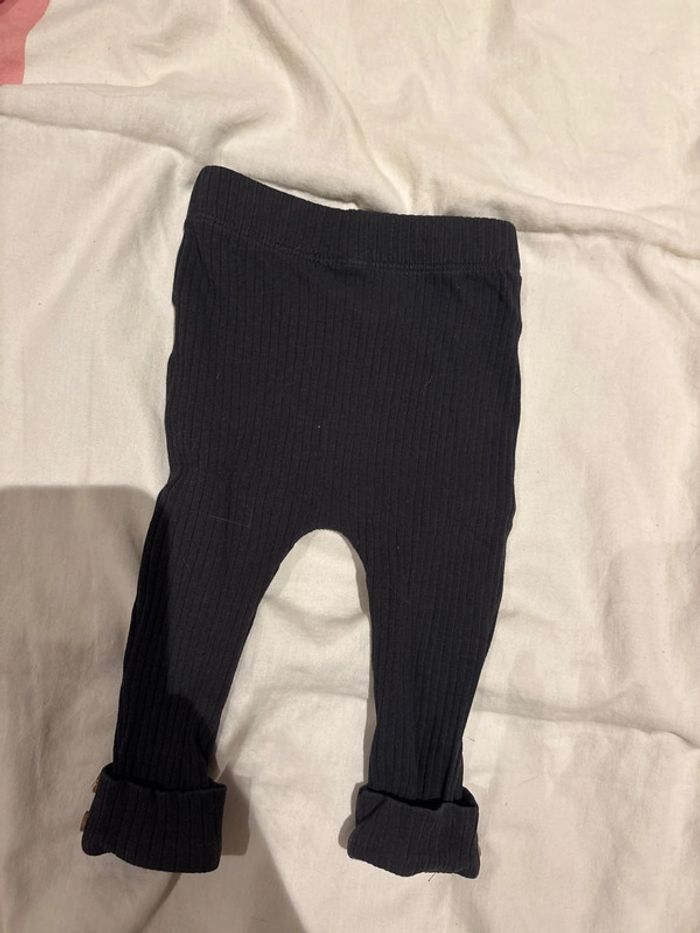 Pantalon 6 mois - photo numéro 4