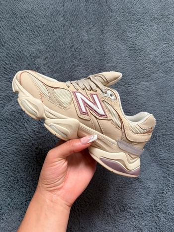 New Balance 9060 Bone Sparrow