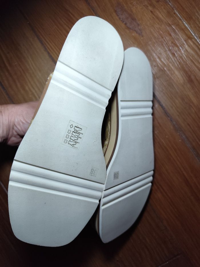 Sandales neuves en cuir Bruno Premi - photo numéro 4