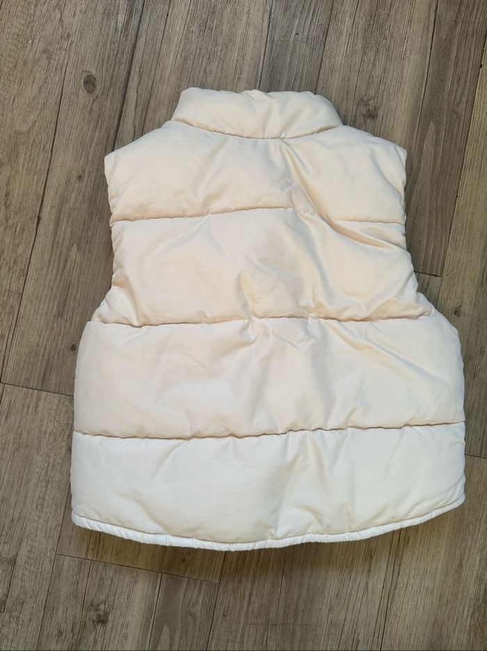 Doudoune crème sans manche 3/4 ans h&m - photo numéro 4