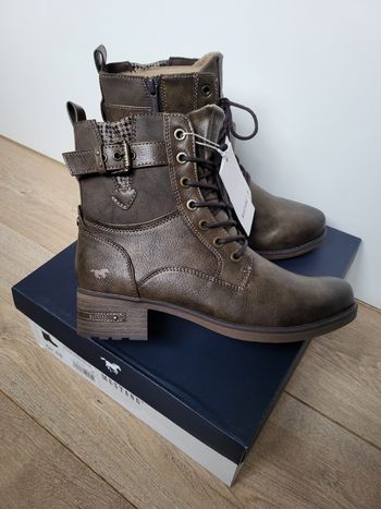 Bottines Mustang neuves7