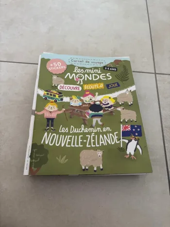 Livre d’activité mini monde 2-3 ans