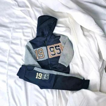 Ensemble 2 pièces bleu m 🌹4 ans🌹