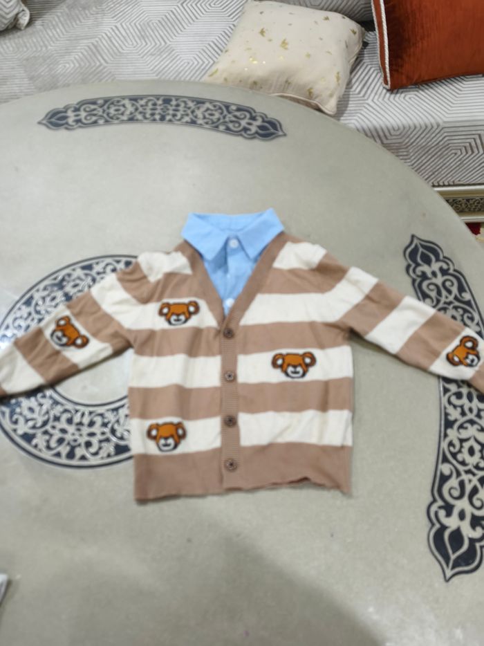 Je vends ensemble pantalon et pulls