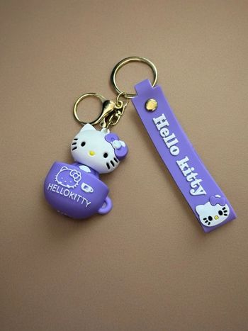 Porte clés Hello Kitty violet
