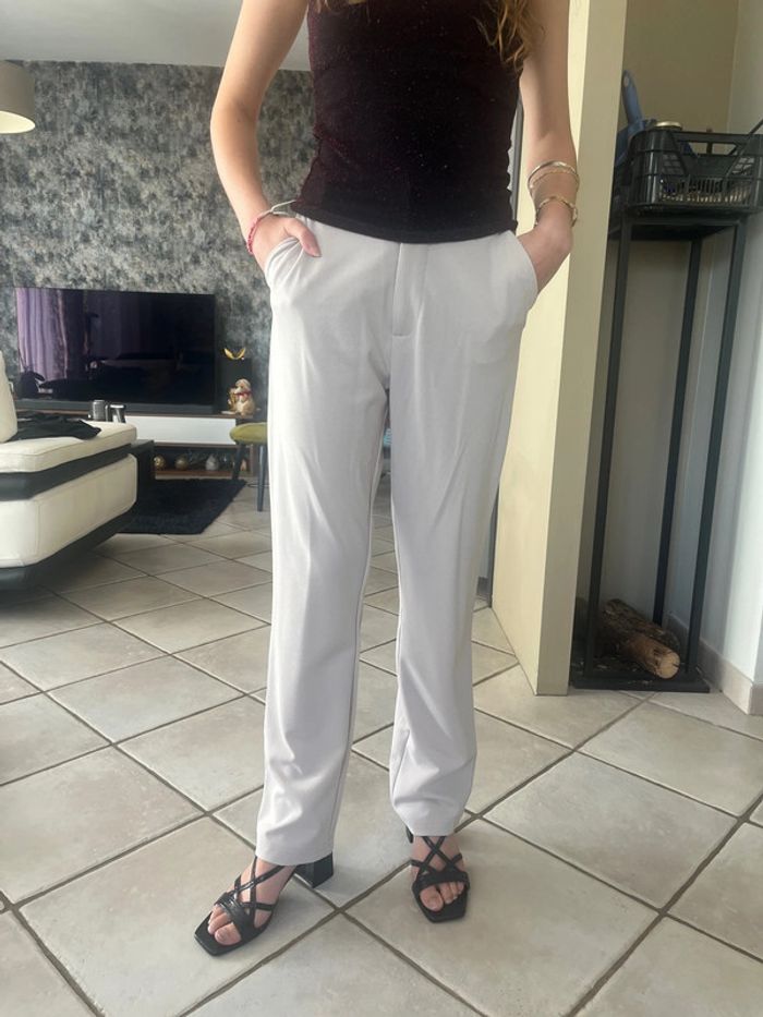 Joli pantalon chic