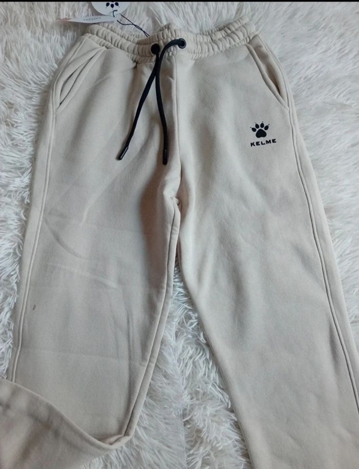Pantalon jogging crème 10/11ans 🤍 - photo numéro 2