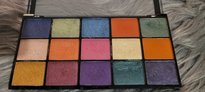 Palette revolution re-loaded passion for colour - photo numéro 3