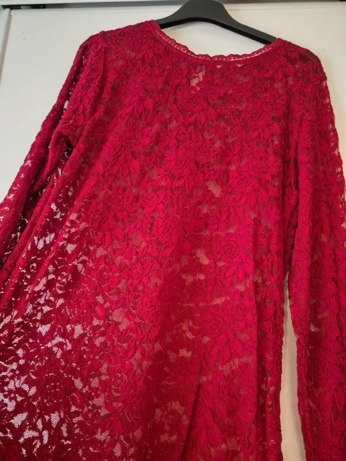 Blouse rouge bordeaux à dentelle - photo numéro 3