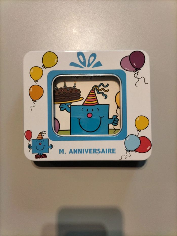Boîte spéciale anniversaire avec Monsieur anniversaire