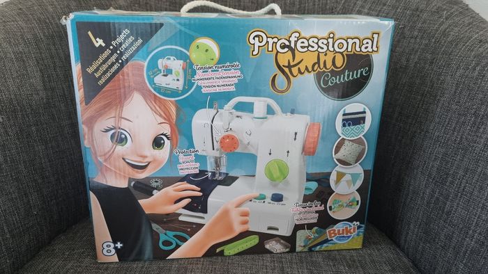 Machine à coudre Buki