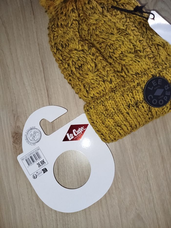 Bonnet avec pompon - photo numéro 7