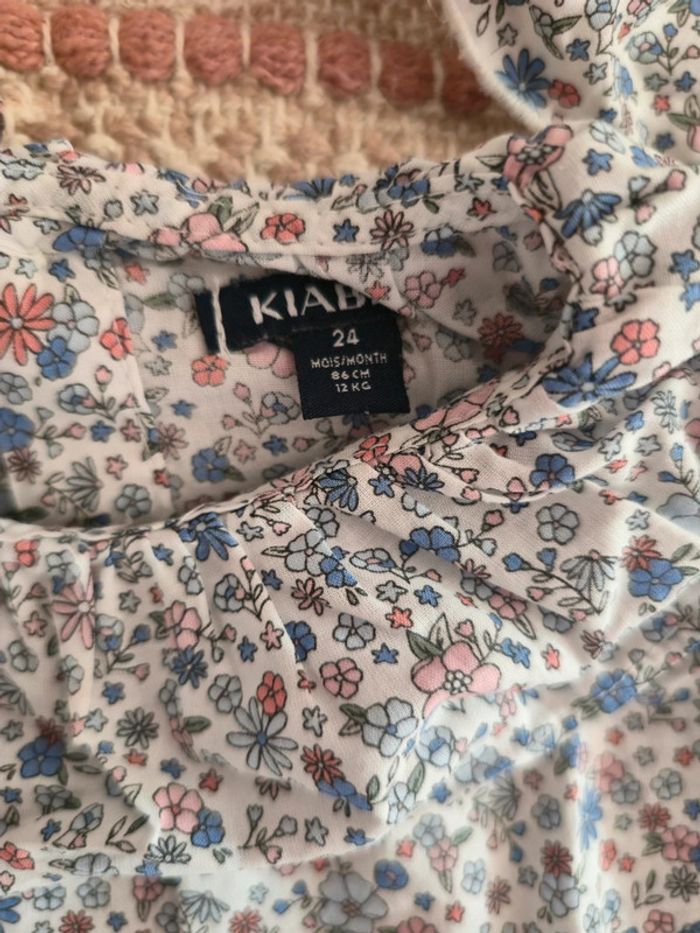 Ensemble 3 pièces bleu ciel Liberty Kiabi : blouse, short et chapeau 2 ans 24 mois - photo numéro 2