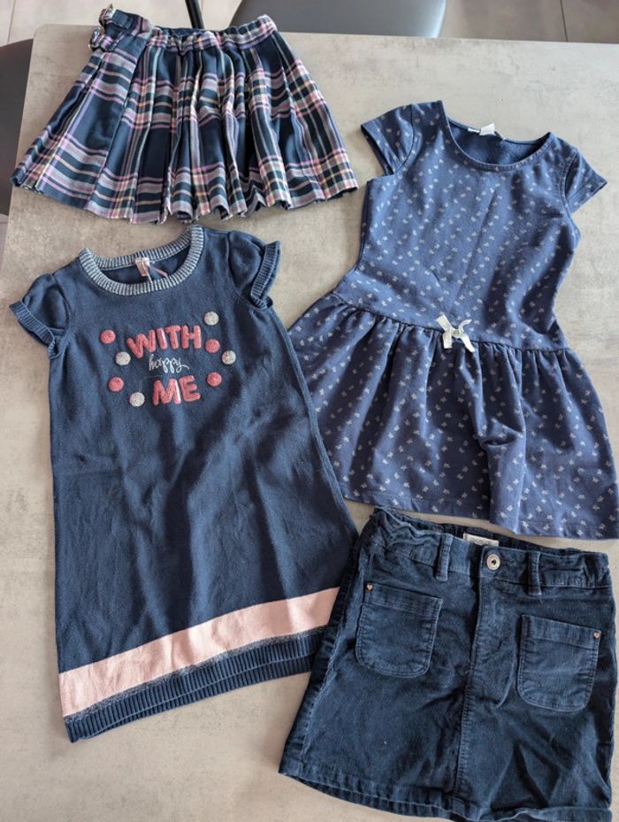 Lot robe jupes