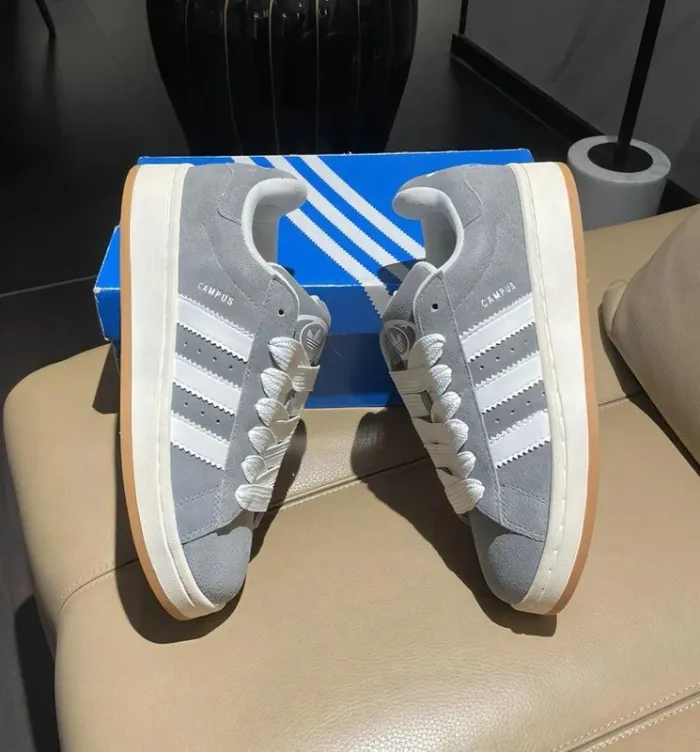 Adidas Campus 00s 'Grey Suede' - Taille 40 - photo numéro 2