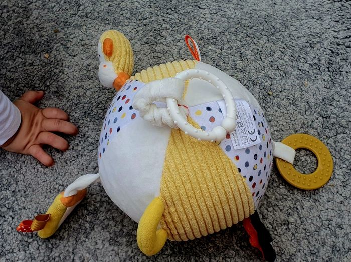 Vends balle d'activités éveil DPAM pour bébé. - photo numéro 2