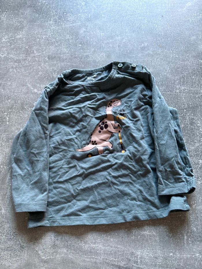 Pull manche longue kiabi 12 mois