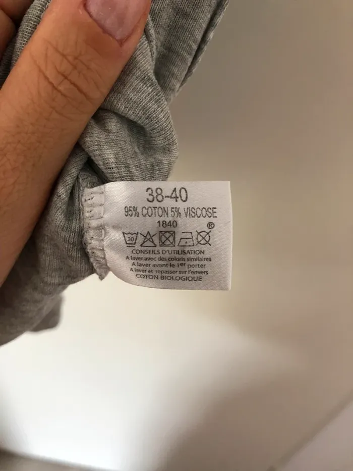 Débardeur gris Monoprix taille 38/40 - photo numéro 4