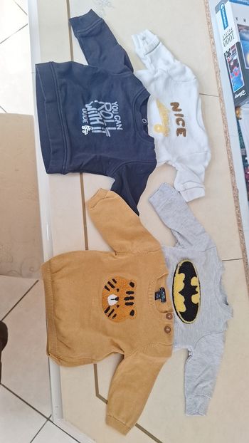 Lot pull 3 mois
