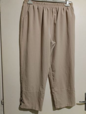 Pantalon court femme taille 44