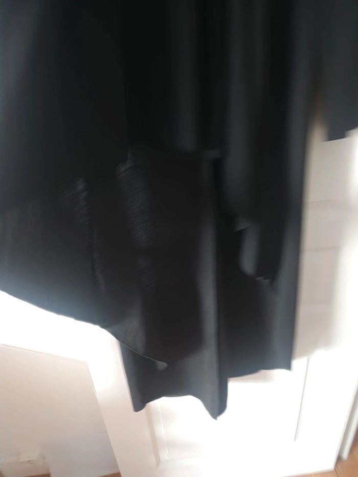 Tunique habillée noire plus longue à l'arrière avec jolis boutonnage XL - photo numéro 2