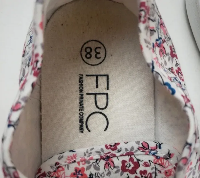Chaussures toile FPC taille 38 - photo numéro 3