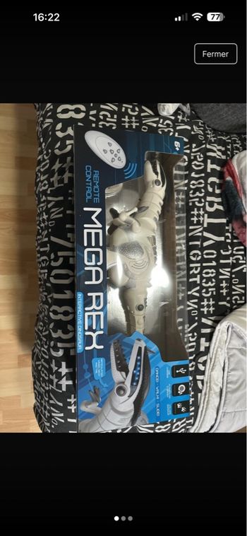 Mega rex télécommandé 