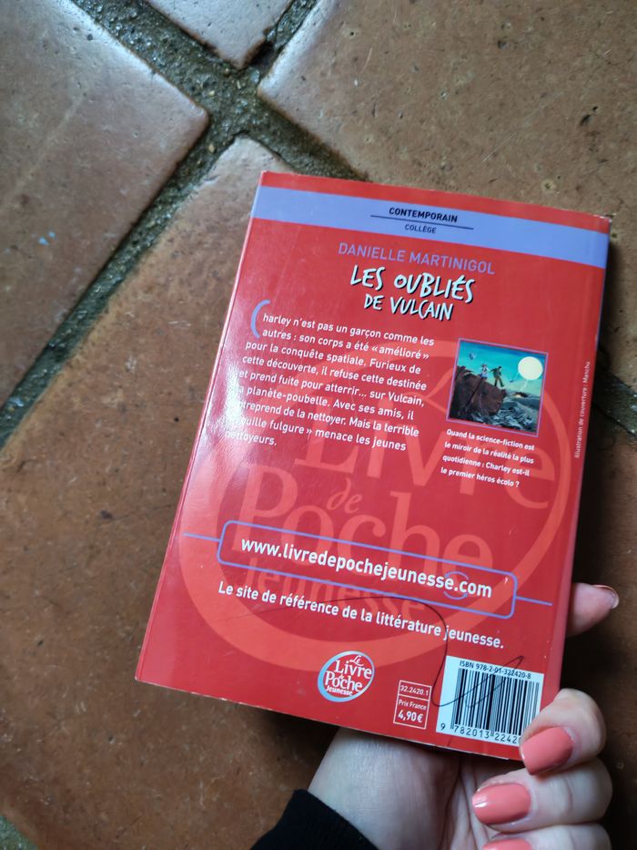 Les oubliés de vulcain, livre de Danielle Martinigol - photo numéro 3