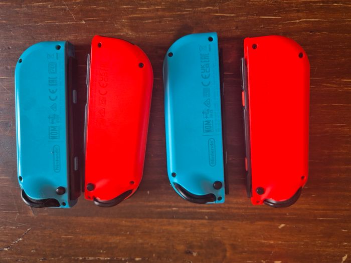 Lot 4 manettes nintendo switch joycon rouge et bleue - photo numéro 2