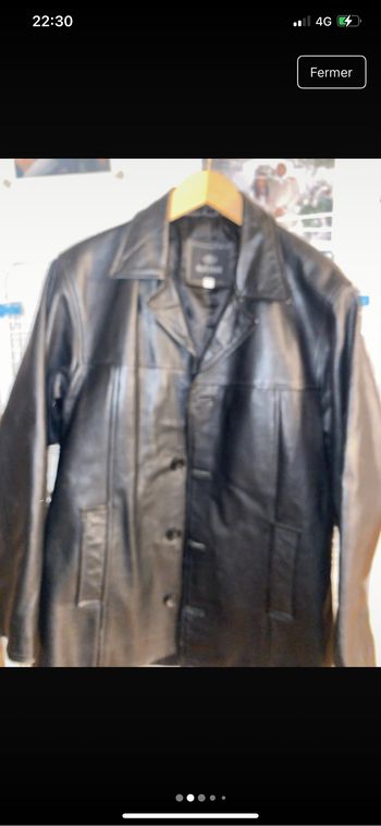 Veste en cuir noir