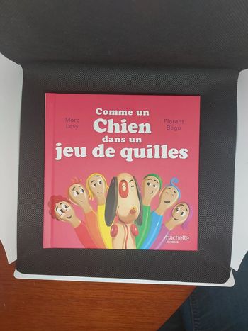 *Comme un chien dans un jeu de quilles