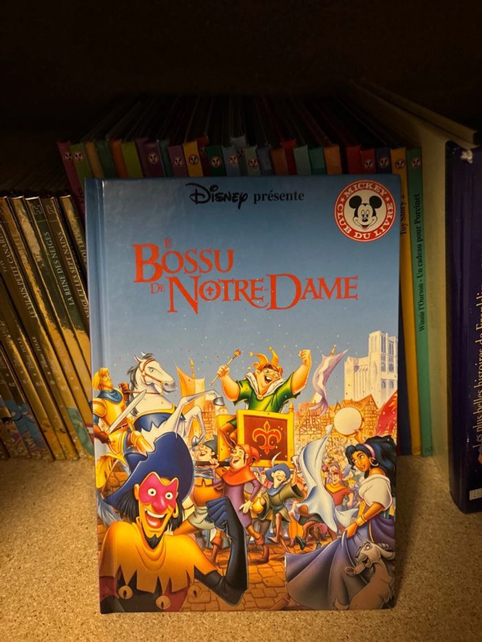 Livre Disney, le bossu de Notre-Dame