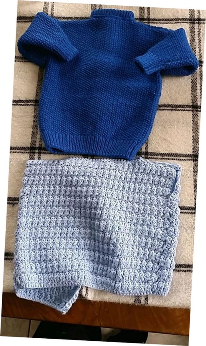 Lot de 2 gilets garçon taille6 mois - photo numéro 2