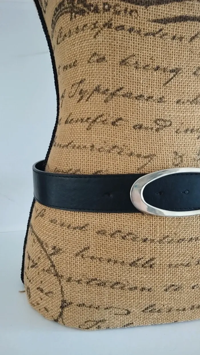 Ceinture noire boucle argenté 80 cm - photo numéro 4