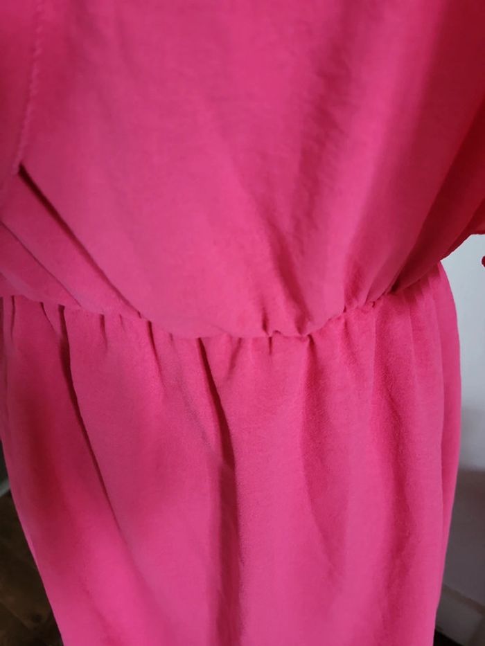 Robe cintrée fushia - photo numéro 3