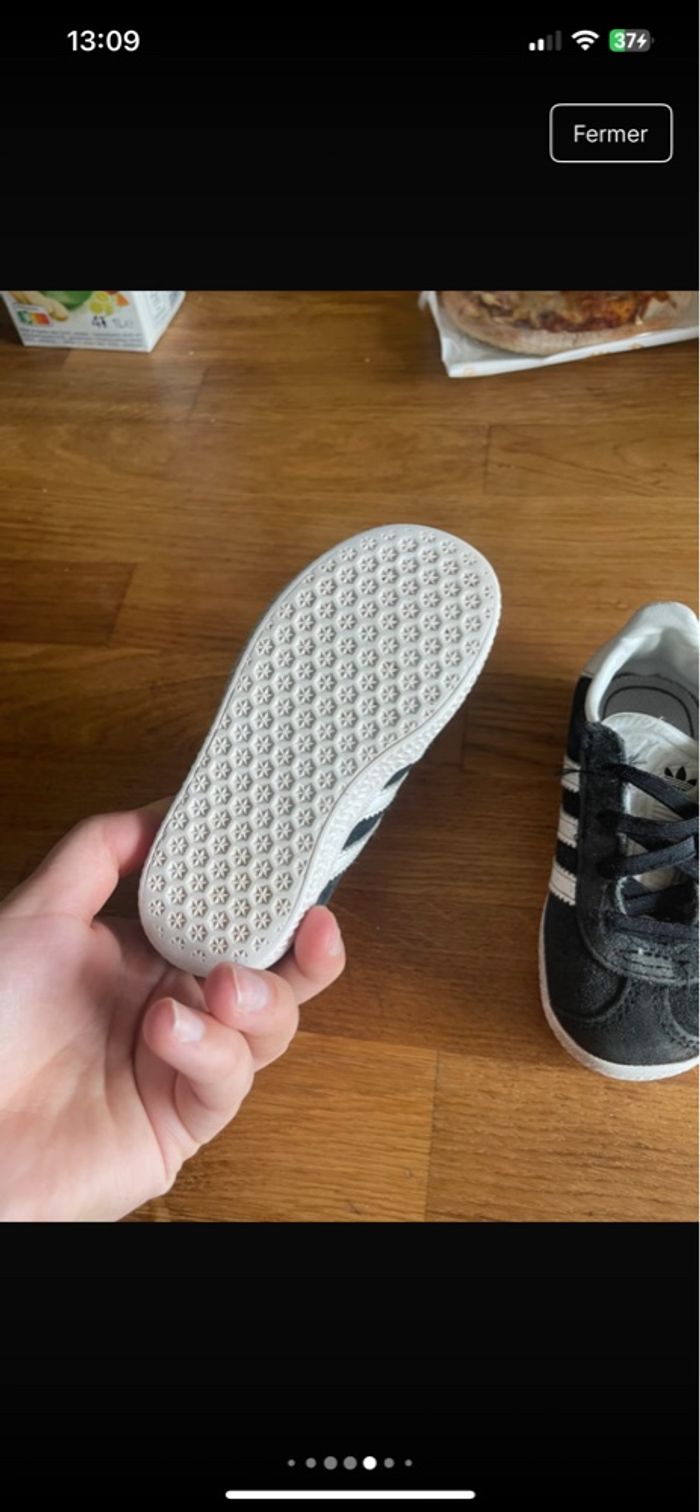 Basket adidas gazelle noir taille 23 - photo numéro 5
