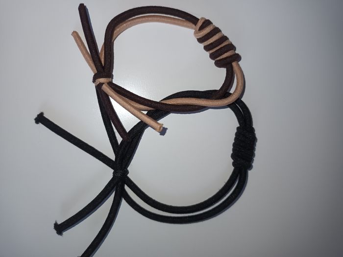 Élastique pour cheveux 1 noir et un brun/noir