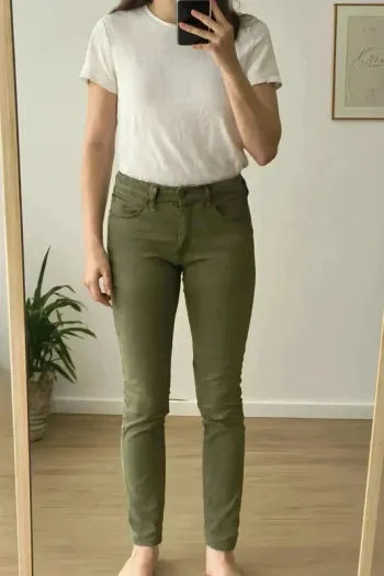 Jean vert - Pull & Bear - Taille 38