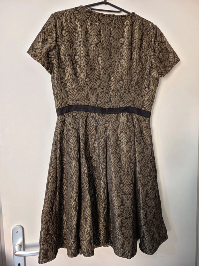 Robe Naf Naf taille 40 - photo numéro 2