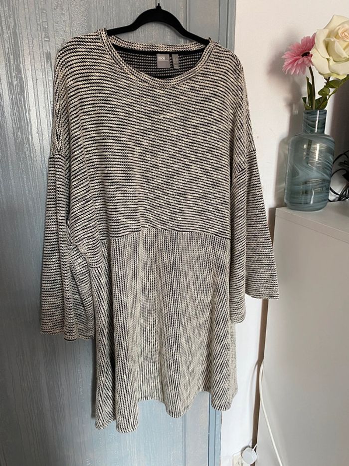 Robe trapeze