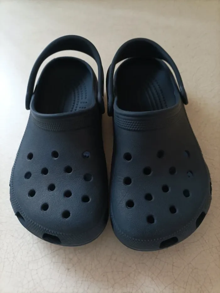 Chaussures - Véritable Crocs - Mules - Sabots - 33/34 - photo numéro 2