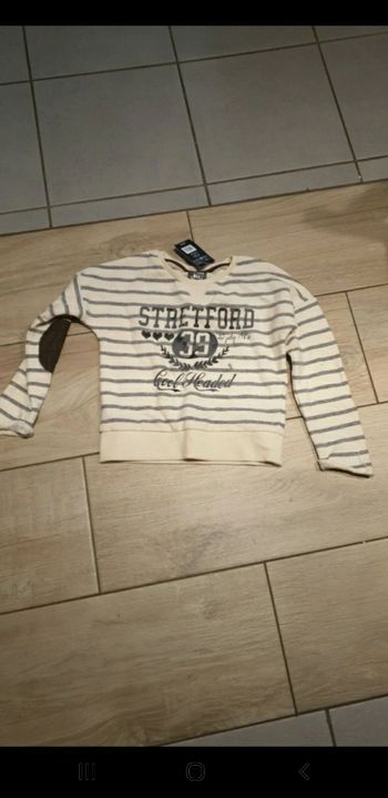 Sweat marinière fille neuf étiquette 6 ans